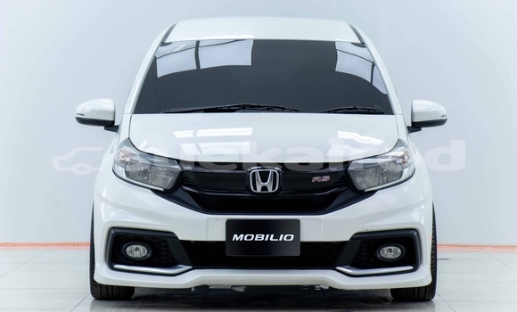 Buy Used Honda Mobilio White Car in Samut Sakhon in Samut Sakhon Buy Used Honda Mobilio White Car in Samut Sakhon in Samut Sakhon
