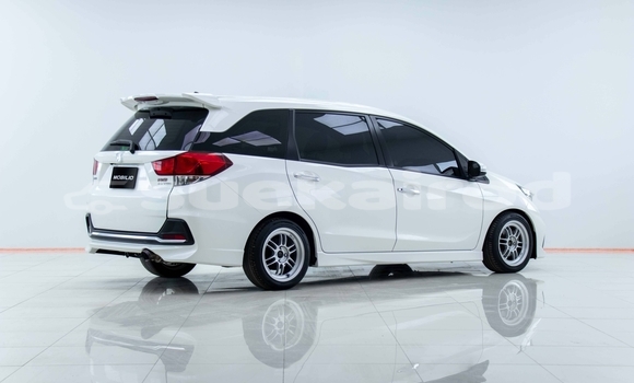 Buy Used Honda Mobilio White Car in Samut Sakhon in Samut Sakhon Buy Used Honda Mobilio White Car in Samut Sakhon in Samut Sakhon