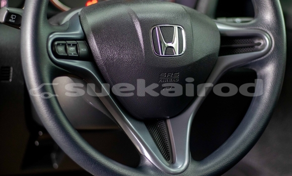 Buy Used Honda Mobilio White Car in Samut Sakhon in Samut Sakhon Buy Used Honda Mobilio White Car in Samut Sakhon in Samut Sakhon