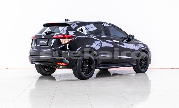 ซื้อ รถมือสอง Honda HR-V สีดำ รถยนต์ ใน %{เมือง} ใน กรุงเทพมหานคร ซื้อ รถมือสอง Honda HR-V สีดำ รถยนต์ ใน %{เมือง} ใน กรุงเทพมหานคร