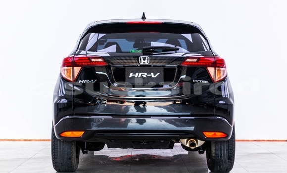 ซื้อ รถมือสอง Honda HR-V สีดำ รถยนต์ ใน %{เมือง} ใน กรุงเทพมหานคร ซื้อ รถมือสอง Honda HR-V สีดำ รถยนต์ ใน %{เมือง} ใน กรุงเทพมหานคร