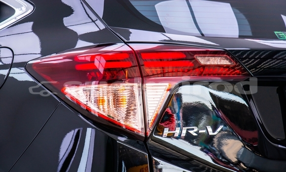 ซื้อ รถมือสอง Honda HR-V สีดำ รถยนต์ ใน %{เมือง} ใน กรุงเทพมหานคร ซื้อ รถมือสอง Honda HR-V สีดำ รถยนต์ ใน %{เมือง} ใน กรุงเทพมหานคร