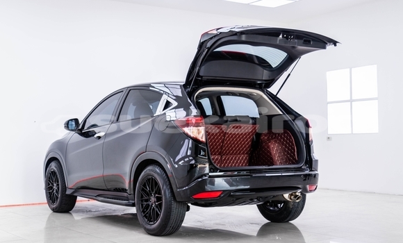 ซื้อ รถมือสอง Honda HR-V สีดำ รถยนต์ ใน %{เมือง} ใน กรุงเทพมหานคร ซื้อ รถมือสอง Honda HR-V สีดำ รถยนต์ ใน %{เมือง} ใน กรุงเทพมหานคร