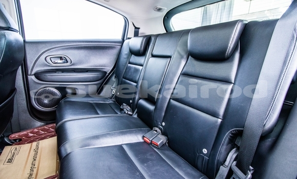 ซื้อ รถมือสอง Honda HR-V สีดำ รถยนต์ ใน %{เมือง} ใน กรุงเทพมหานคร ซื้อ รถมือสอง Honda HR-V สีดำ รถยนต์ ใน %{เมือง} ใน กรุงเทพมหานคร