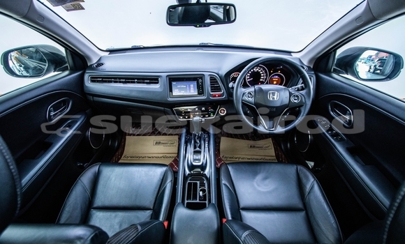 ซื้อ รถมือสอง Honda HR-V สีดำ รถยนต์ ใน %{เมือง} ใน กรุงเทพมหานคร ซื้อ รถมือสอง Honda HR-V สีดำ รถยนต์ ใน %{เมือง} ใน กรุงเทพมหานคร