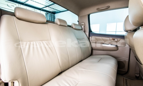 Buy Used Toyota Vigo Black Car in Samut Sakhon in Samut Sakhon Buy Used Toyota Vigo Black Car in Samut Sakhon in Samut Sakhon