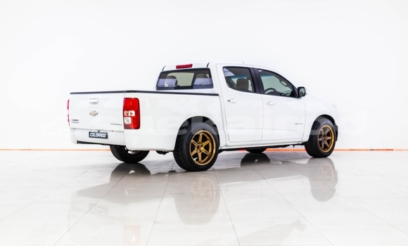 ซื้อ รถมือสอง Chevrolet Colorado ขาว รถยนต์ ใน %{เมือง} ใน กรุงเทพมหานคร ซื้อ รถมือสอง Chevrolet Colorado ขาว รถยนต์ ใน %{เมือง} ใน กรุงเทพมหานคร