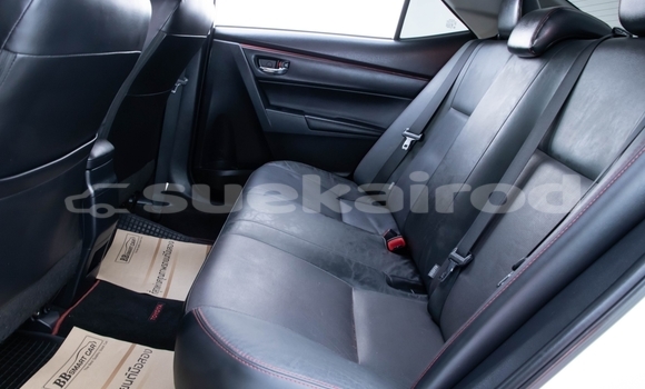 ซื้อ รถมือสอง Toyota Altis ขาว รถยนต์ ใน %{เมือง} ใน นนทบุรี ซื้อ รถมือสอง Toyota Altis ขาว รถยนต์ ใน %{เมือง} ใน นนทบุรี