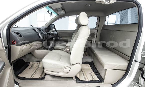 Buy Used Toyota Hiluxe VIGO Other Car in Bangkok in Bangkok Buy Used Toyota Hiluxe VIGO Other Car in Bangkok in Bangkok