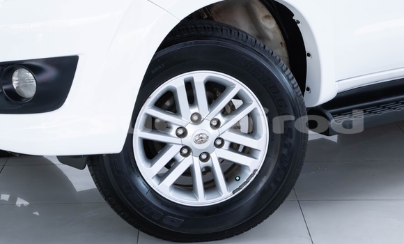 Buy Used Toyota Fortuner White Car in Samut Sakhon in Samut Sakhon Buy Used Toyota Fortuner White Car in Samut Sakhon in Samut Sakhon
