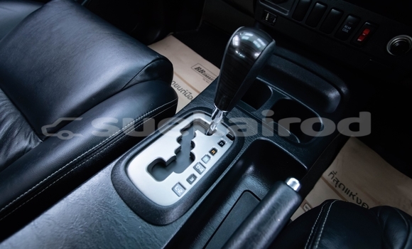 Buy Used Toyota Fortuner White Car in Samut Sakhon in Samut Sakhon Buy Used Toyota Fortuner White Car in Samut Sakhon in Samut Sakhon