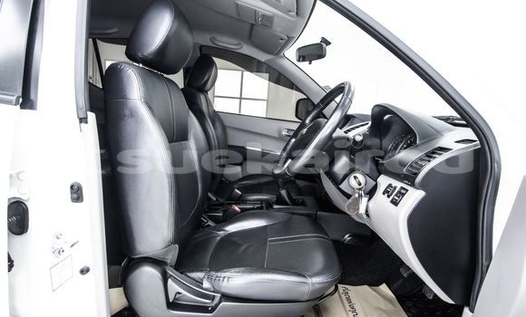 Buy Used Mitsubishi Triton White Car in Bangkok in Bangkok Buy Used Mitsubishi Triton White Car in Bangkok in Bangkok