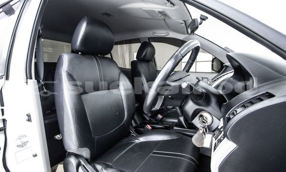 Buy Used Mitsubishi Triton White Car in Bangkok in Bangkok Buy Used Mitsubishi Triton White Car in Bangkok in Bangkok
