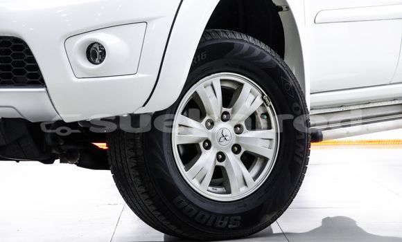 Buy Used Mitsubishi Triton White Car in Bangkok in Bangkok Buy Used Mitsubishi Triton White Car in Bangkok in Bangkok
