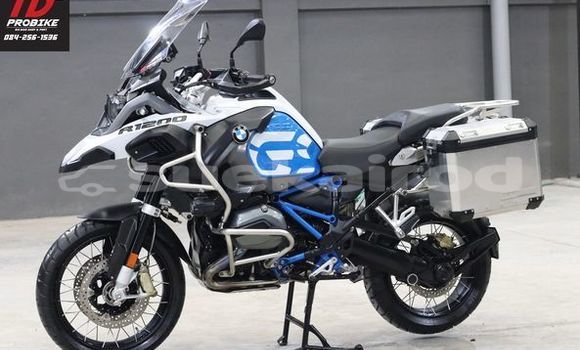 Buy Used BMW R1200GS Adventure White Bike in Bangkok in Bangkok Buy Used BMW R1200GS Adventure White Bike in Bangkok in Bangkok