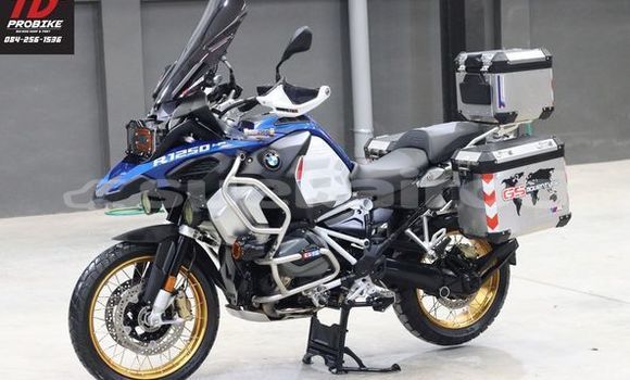 Buy Used BMW R Blue Bike in Bangkok in Bangkok Buy Used BMW R Blue Bike in Bangkok in Bangkok