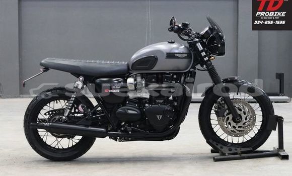 ซื้อ รถมือสอง Triumph Bonneville เงิน จักรยานยนต์ ใน %{เมือง} ใน กรุงเทพมหานคร