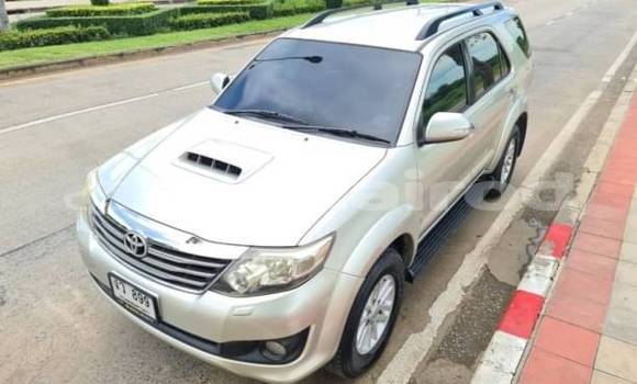 Buy Used Toyota Fortuner Silver Car in Bangkok in Bangkok Buy Used Toyota Fortuner Silver Car in Bangkok in Bangkok