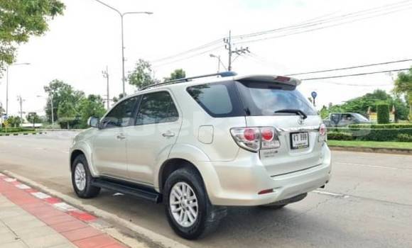 Buy Used Toyota Fortuner Silver Car in Bangkok in Bangkok Buy Used Toyota Fortuner Silver Car in Bangkok in Bangkok