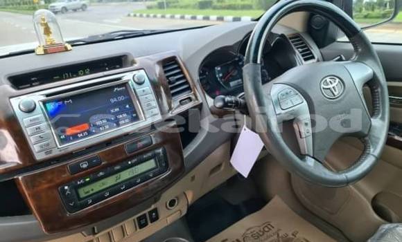 Buy Used Toyota Fortuner Silver Car in Bangkok in Bangkok Buy Used Toyota Fortuner Silver Car in Bangkok in Bangkok
