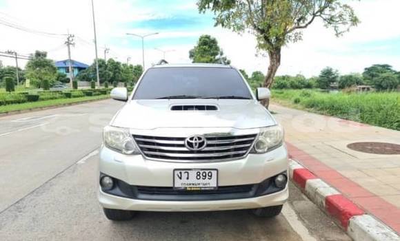 Buy Used Toyota Fortuner Silver Car in Bangkok in Bangkok Buy Used Toyota Fortuner Silver Car in Bangkok in Bangkok