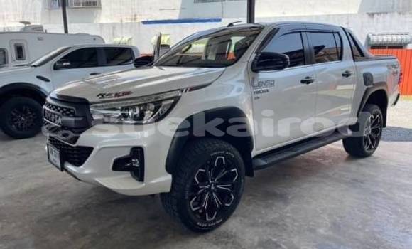 ซื้อ รถมือสอง Toyota Hiluxe Revo ขาว รถยนต์ ใน %{เมือง} ใน กรุงเทพมหานคร
