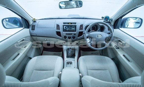 Buy Used Toyota Hiluxe VIGO Brown Car in Bangkok in Bangkok Buy Used Toyota Hiluxe VIGO Brown Car in Bangkok in Bangkok