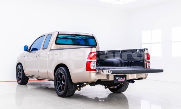 Buy Used Toyota Hiluxe VIGO Brown Car in Bangkok in Bangkok Buy Used Toyota Hiluxe VIGO Brown Car in Bangkok in Bangkok