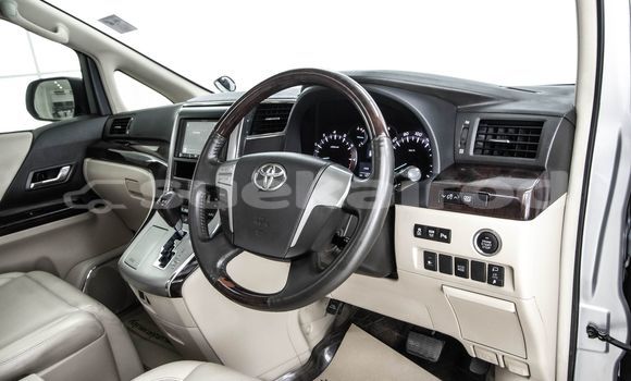 Buy Used Toyota Alphard Other Car in Bangkok in Bangkok Buy Used Toyota Alphard Other Car in Bangkok in Bangkok