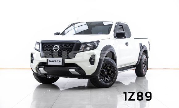 Buy Used Nissan Navara White Car in Bangkok in Bangkok Buy Used Nissan Navara White Car in Bangkok in Bangkok