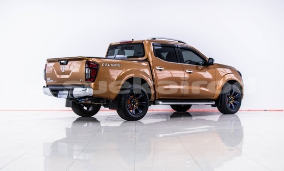 Buy Used Nissan Navara Calibre Other Car in Bangkok in Bangkok Buy Used Nissan Navara Calibre Other Car in Bangkok in Bangkok