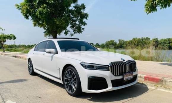 Buy Used BMW 7-Series White Car in Bangkok in Bangkok