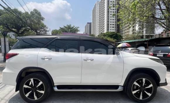 Buy Used Toyota Fortuner White Car in Bangkok in Bangkok Buy Used Toyota Fortuner White Car in Bangkok in Bangkok
