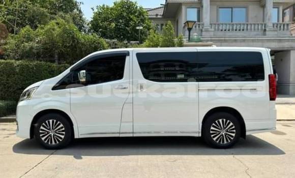 ซื้อ รถมือสอง Toyota Crown Majesta ขาว รถยนต์ ใน %{เมือง} ใน กรุงเทพมหานคร ซื้อ รถมือสอง Toyota Crown Majesta ขาว รถยนต์ ใน %{เมือง} ใน กรุงเทพมหานคร