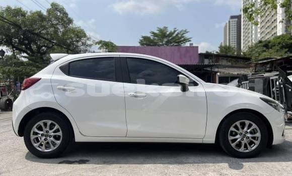 ซื้อ รถมือสอง Mazda 2 ขาว รถยนต์ ใน %{เมือง} ใน กรุงเทพมหานคร ซื้อ รถมือสอง Mazda 2 ขาว รถยนต์ ใน %{เมือง} ใน กรุงเทพมหานคร
