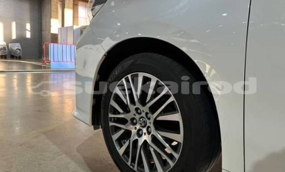 Buy Used Toyota Alphard White Car in Bangkok in Bangkok Buy Used Toyota Alphard White Car in Bangkok in Bangkok