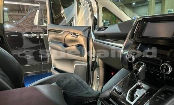 Buy Used Toyota Alphard White Car in Bangkok in Bangkok Buy Used Toyota Alphard White Car in Bangkok in Bangkok