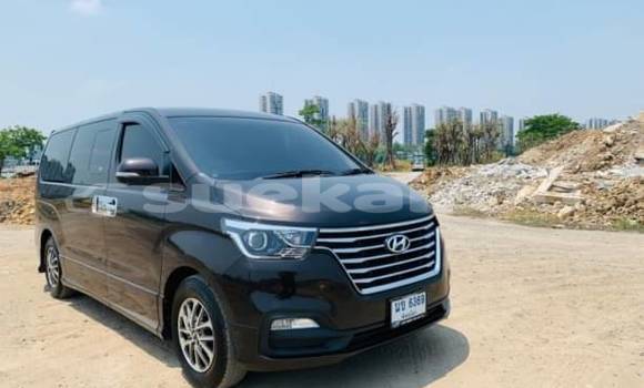 Buy Used Hyundai H1 Black Car in Bangkok in Bangkok Buy Used Hyundai H1 Black Car in Bangkok in Bangkok