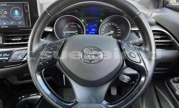 ซื้อ รถมือสอง Toyota C-HR สีน้ำเงิน รถยนต์ ใน %{เมือง} ใน กรุงเทพมหานคร ซื้อ รถมือสอง Toyota C-HR สีน้ำเงิน รถยนต์ ใน %{เมือง} ใน กรุงเทพมหานคร