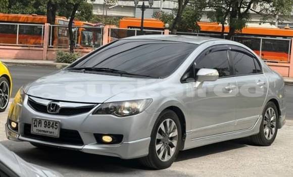 ซื้อ รถมือสอง Honda Civic อื่น ๆ รถยนต์ ใน %{เมือง} ใน กรุงเทพมหานคร