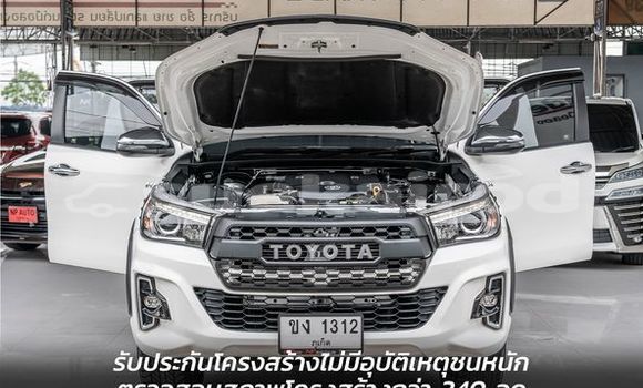 Buy Used Toyota Hiluxe Revo Silver Car in Bangkok in Bangkok Buy Used Toyota Hiluxe Revo Silver Car in Bangkok in Bangkok