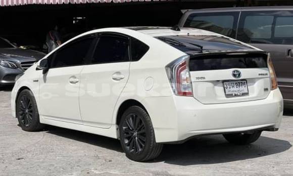Buy Used Toyota Prius White Car in Bangkok in Bangkok Buy Used Toyota Prius White Car in Bangkok in Bangkok