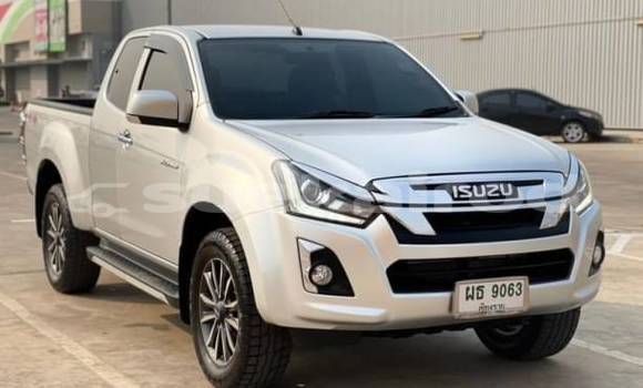 Buy Used Toyota Hiluxe Revo Silver Car in Bangkok in Bangkok Buy Used Toyota Hiluxe Revo Silver Car in Bangkok in Bangkok