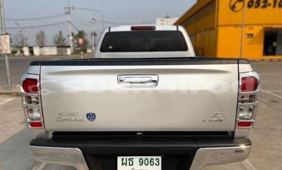 Buy Used Toyota Hiluxe Revo Silver Car in Bangkok in Bangkok Buy Used Toyota Hiluxe Revo Silver Car in Bangkok in Bangkok