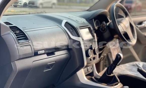 Buy Used Toyota Hiluxe Revo Silver Car in Bangkok in Bangkok Buy Used Toyota Hiluxe Revo Silver Car in Bangkok in Bangkok