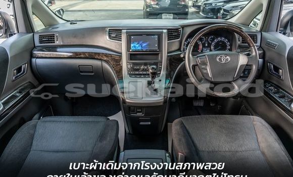 ซื้อ รถมือสอง Toyota Vellfire ขาว รถยนต์ ใน %{เมือง} ใน กรุงเทพมหานคร ซื้อ รถมือสอง Toyota Vellfire ขาว รถยนต์ ใน %{เมือง} ใน กรุงเทพมหานคร