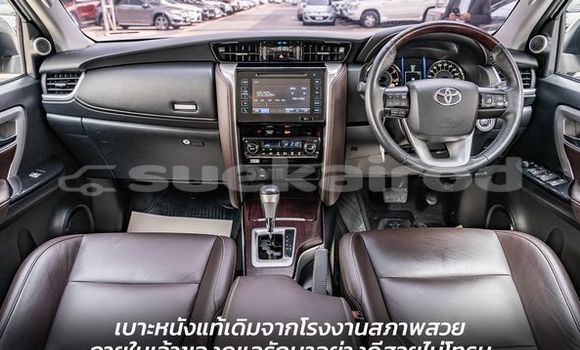 ซื้อ รถมือสอง Toyota Fortuner ขาว รถยนต์ ใน %{เมือง} ใน กรุงเทพมหานคร ซื้อ รถมือสอง Toyota Fortuner ขาว รถยนต์ ใน %{เมือง} ใน กรุงเทพมหานคร