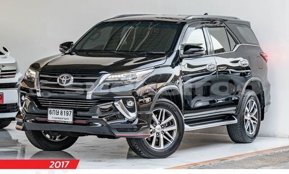 Buy Used Toyota Fortuner Black Car in Bangkok in Bangkok