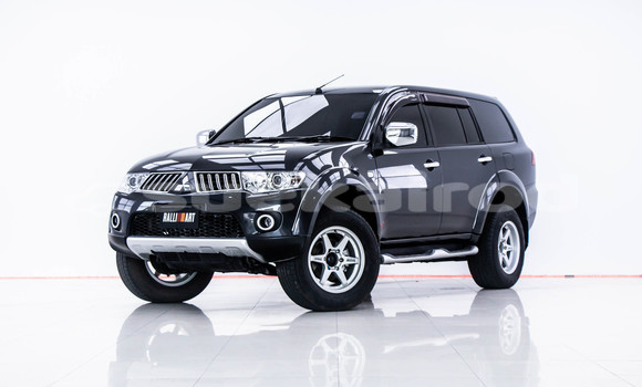 Buy Used Mitsubishi Pajero Sport Other Car in Bangkok in Bangkok Buy Used Mitsubishi Pajero Sport Other Car in Bangkok in Bangkok