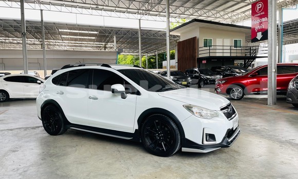 Buy Used Subaru XV White Car in Bangkok in Bangkok Buy Used Subaru XV White Car in Bangkok in Bangkok